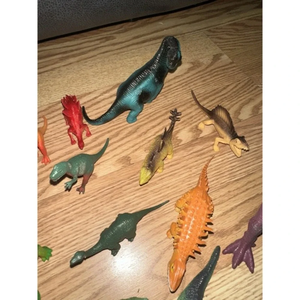 Huge vintage dinosaurs lot some with tags BOLEY, greenbrier,‎ rubber